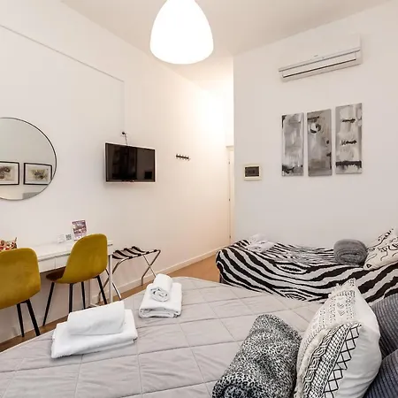 Julius Caesar Home